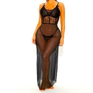 Elegant Black Lace Lingerie Gown and Thong Set